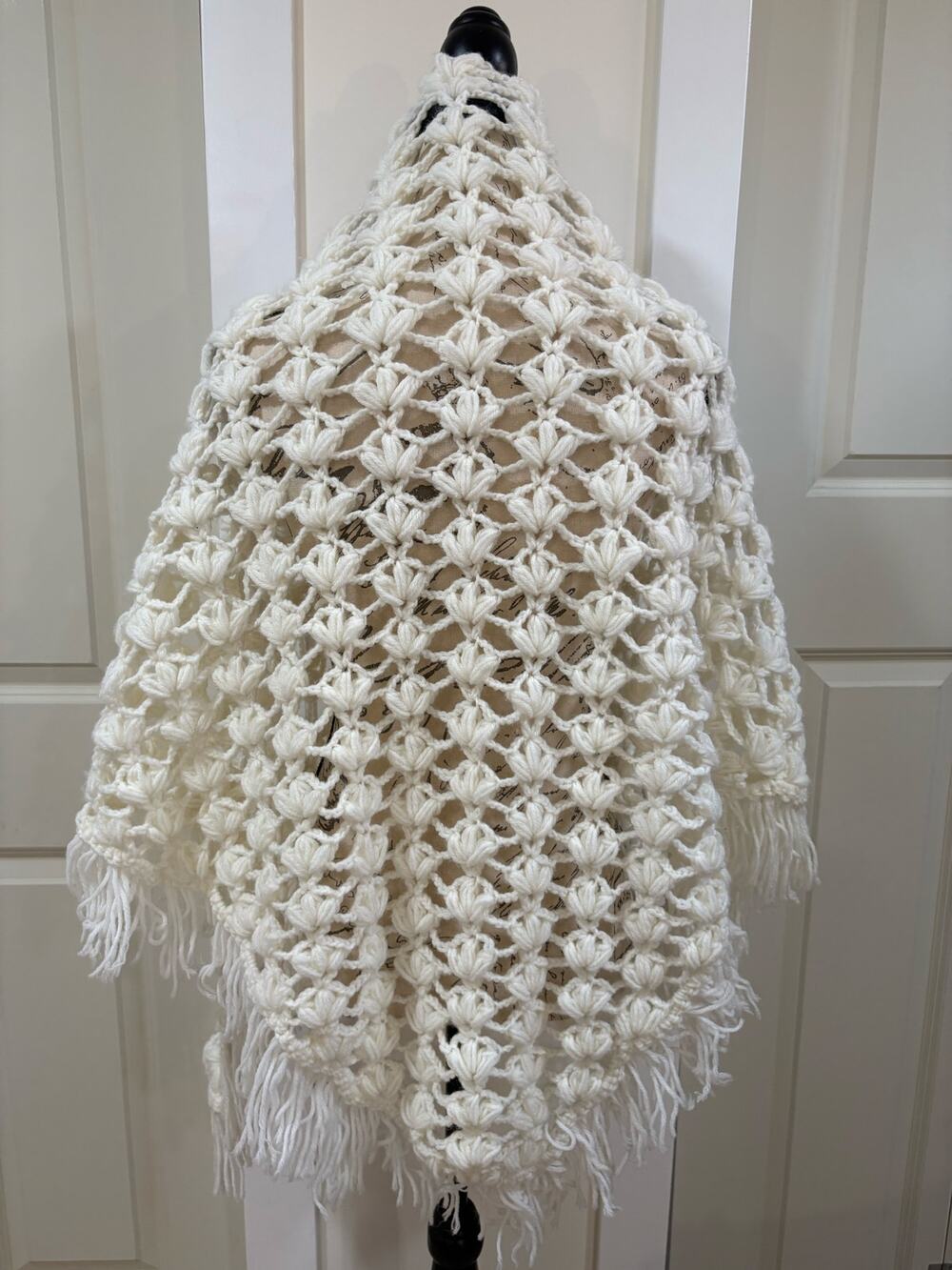 Vintage 70s Handmade Crocheted Cottagecore Fairy White Fringes Triangle Shawl